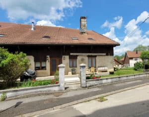 Maison  8 pièces 251 m2