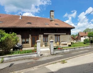 Maison  8 pièces 251 m2