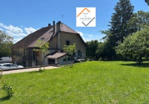 Maison rénovée de 141 m² avec terrain de 990 m² ? Secteur Domblans